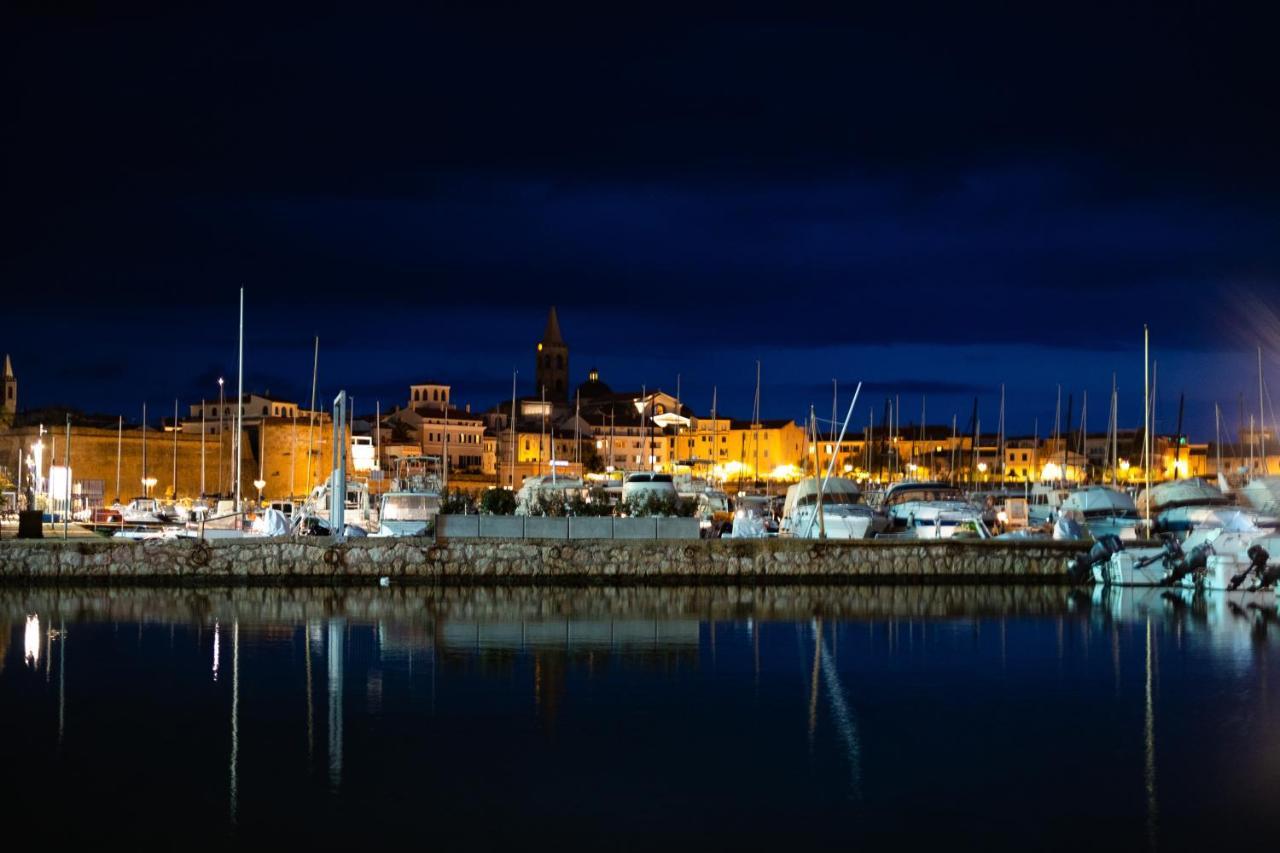Alghero House Boat Exterior photo