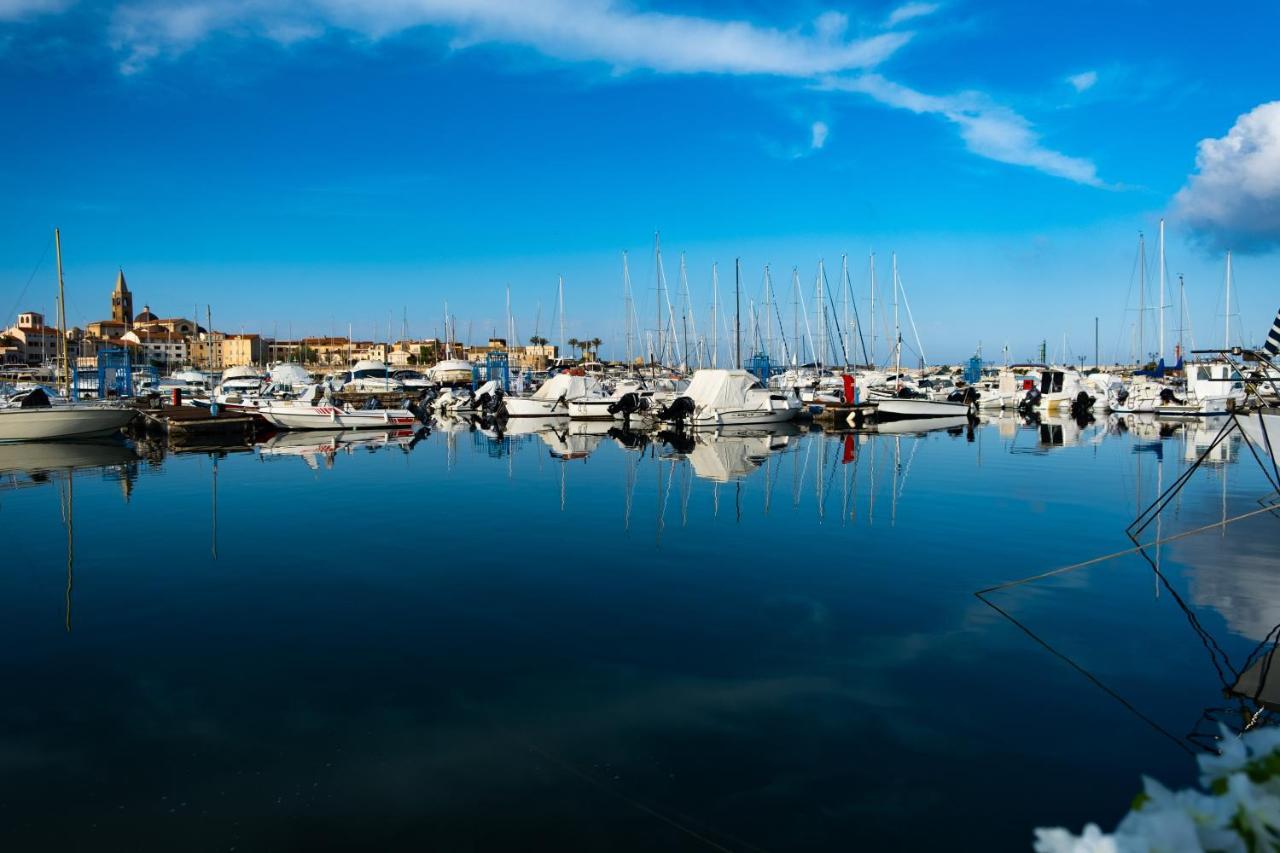 Alghero House Boat Exterior photo
